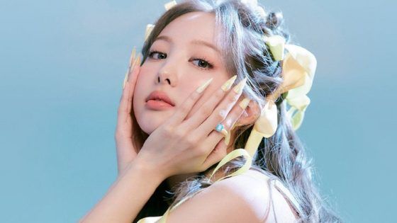 Nayeon demanda
