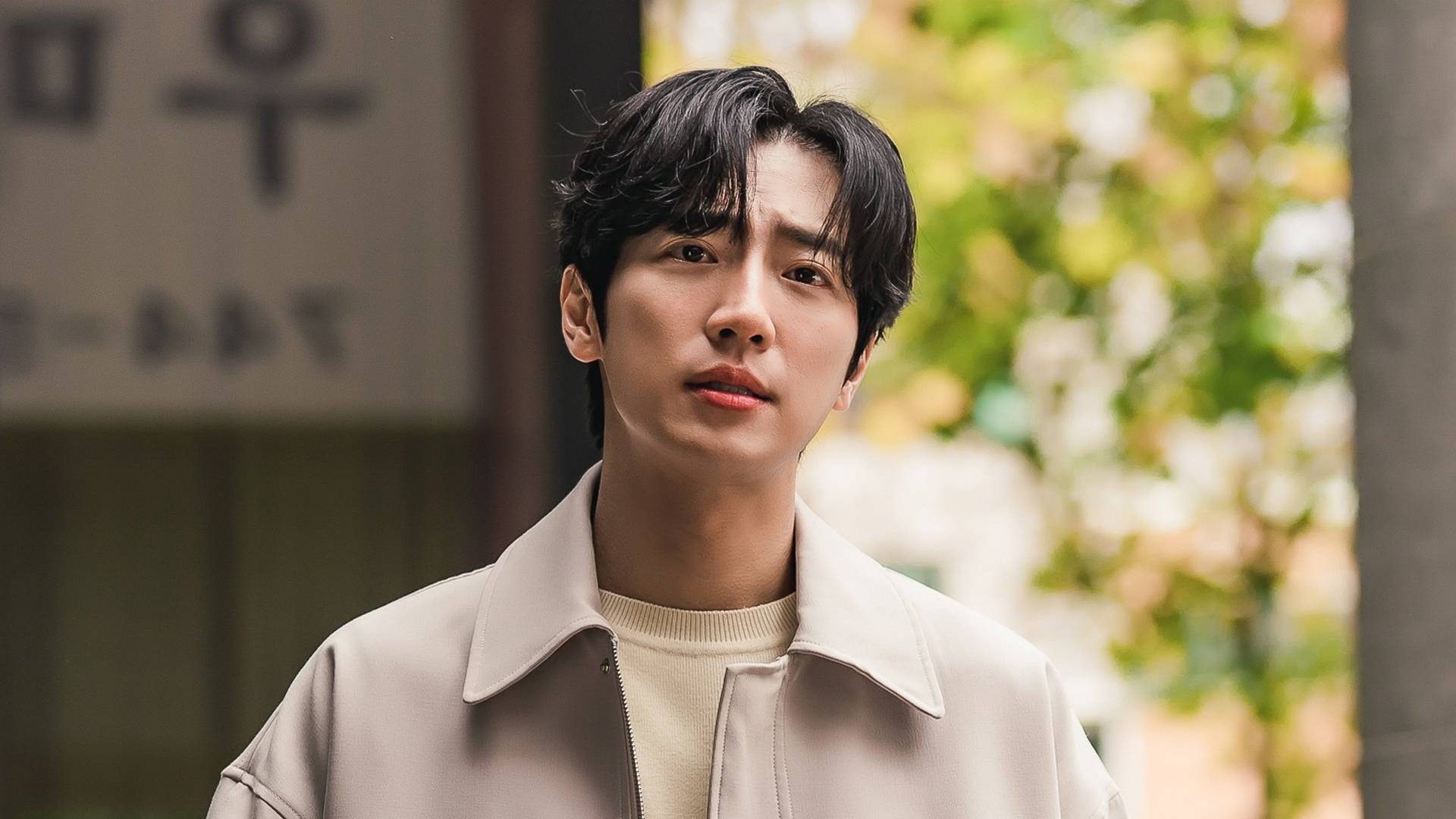 Lee Sang Yeob habla de su relación con su futura esposa
