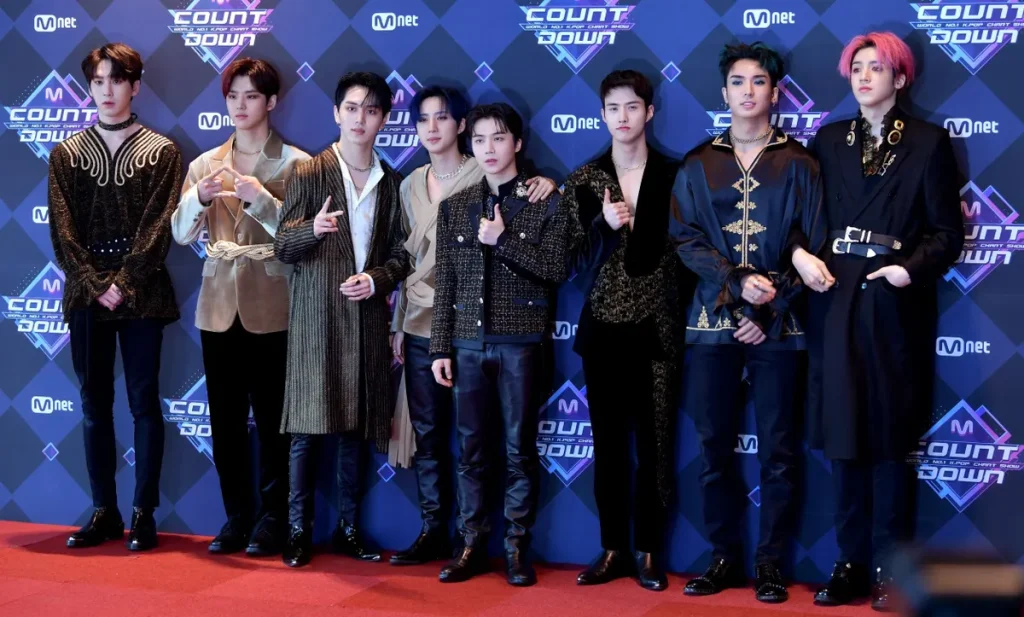 Cube Entertainment PENTAGON 
