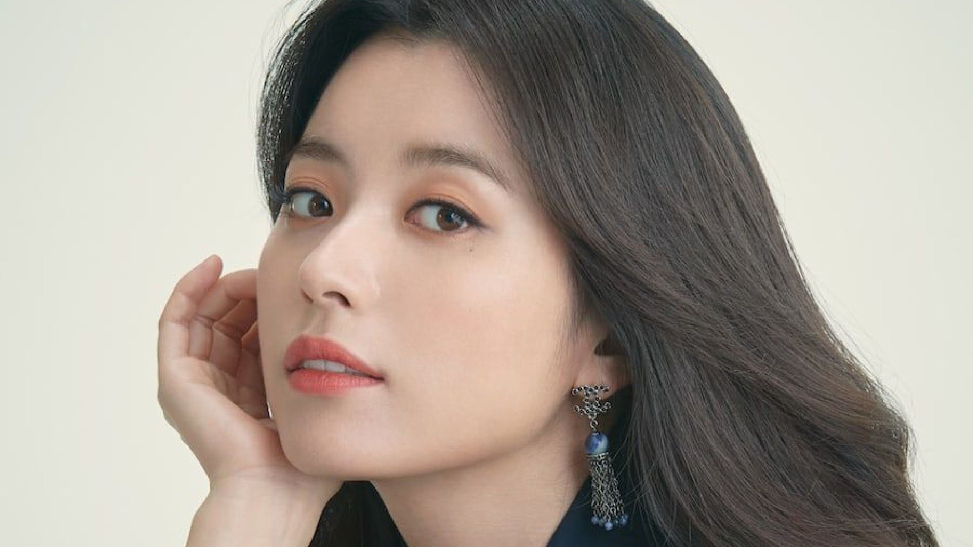 Han Hyo Joo