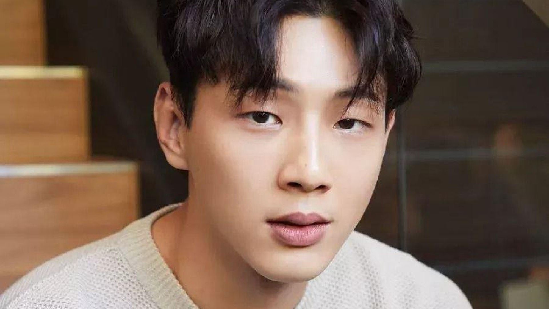 Ji Soo acoso