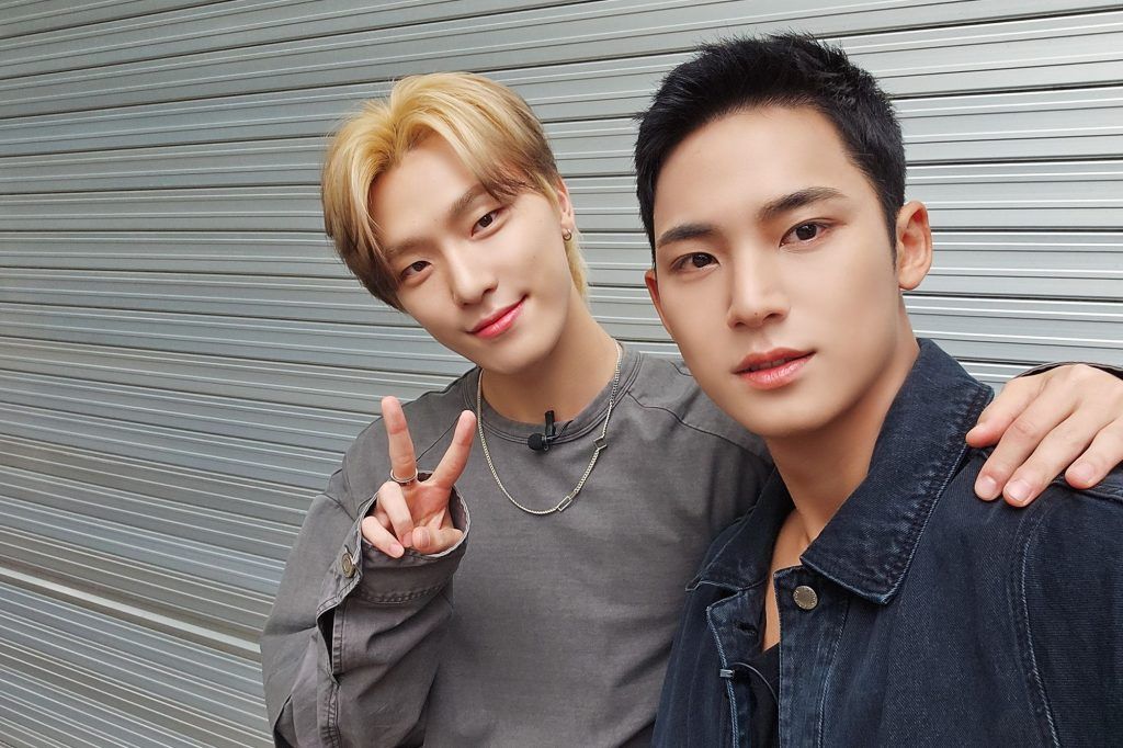 SEVENTEEN contratos