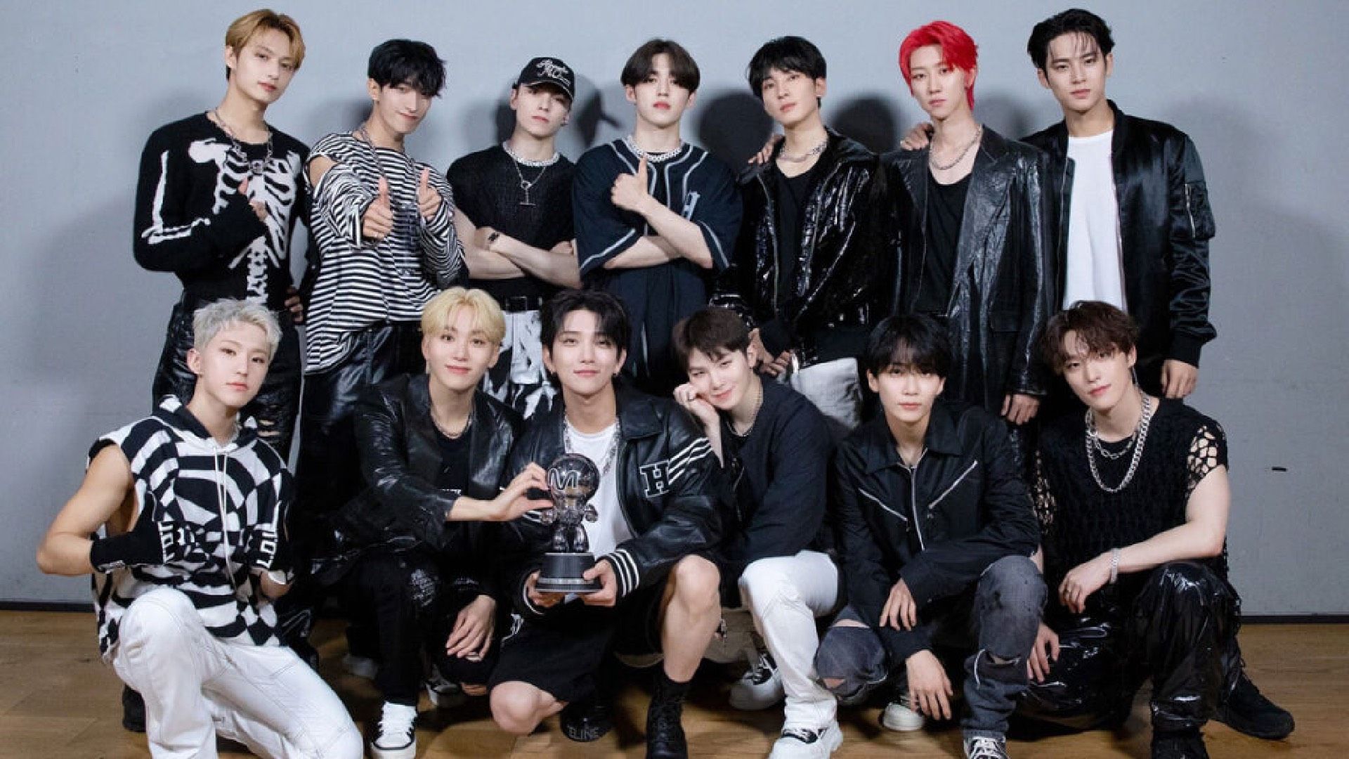SEVENTEEN contratos