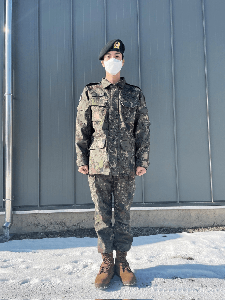 servicio militar celebridades coreanas