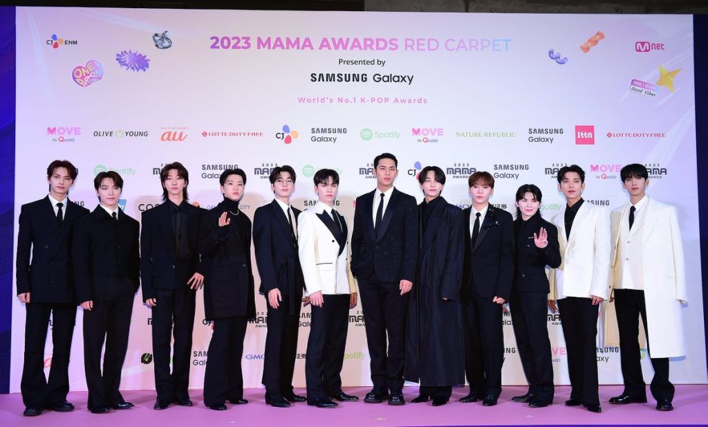 MAMA Awards 2023 looks 