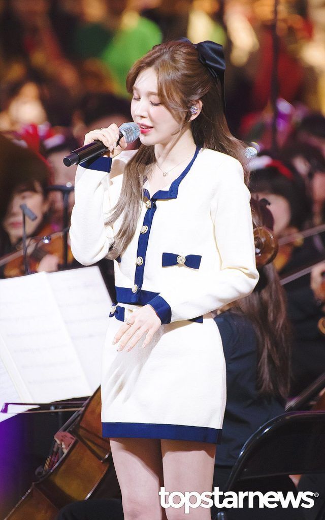 Wendy Red Velvet Navidad