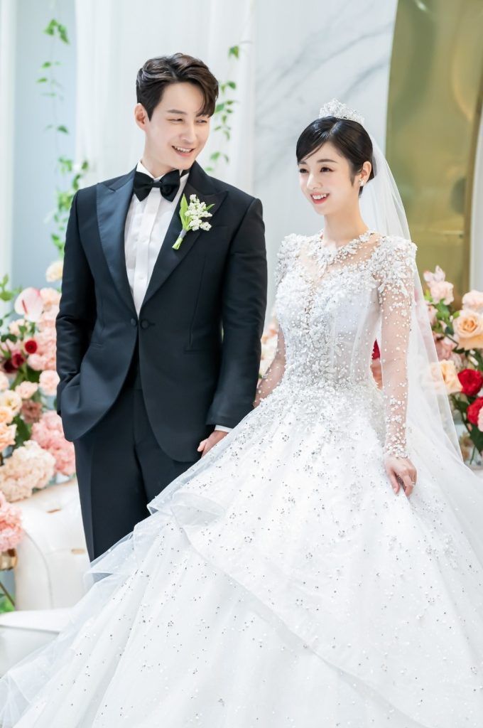 Shim Hyung Tak Hiari Saya