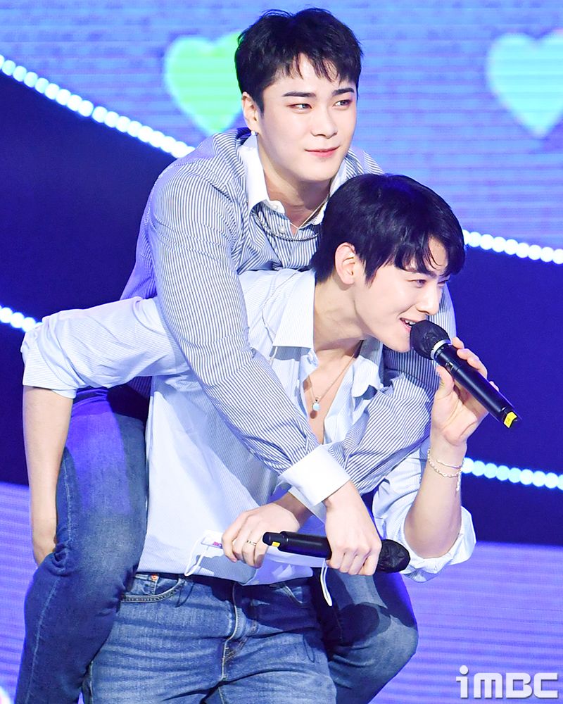 Moonbin cumpleaños Cha Eun Woo