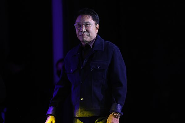 HYBE Lee Soo Man