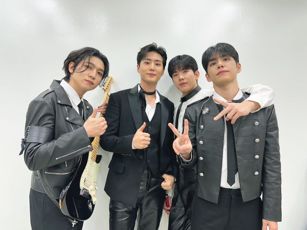 DAY6 Fourever