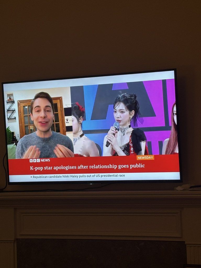 Karina medios internacionales disculpa