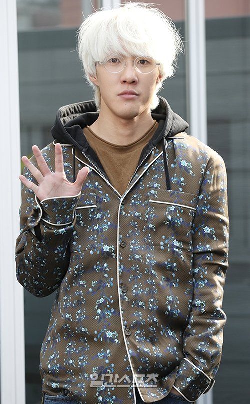 TWICE Chaeyoung enfermo