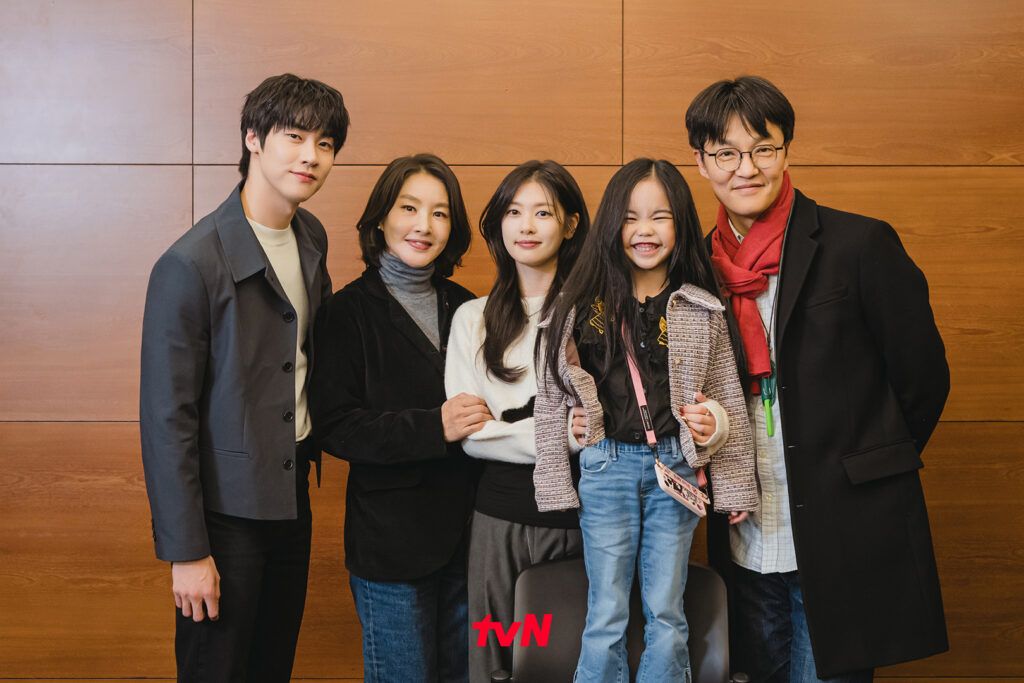 jung so min love next door