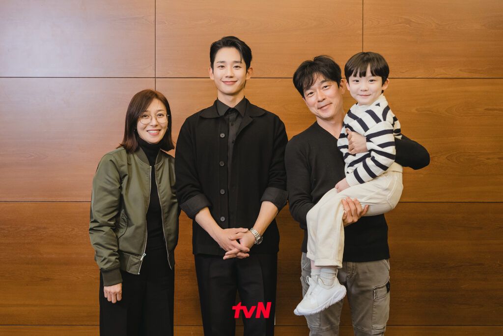 jung hae in love next door