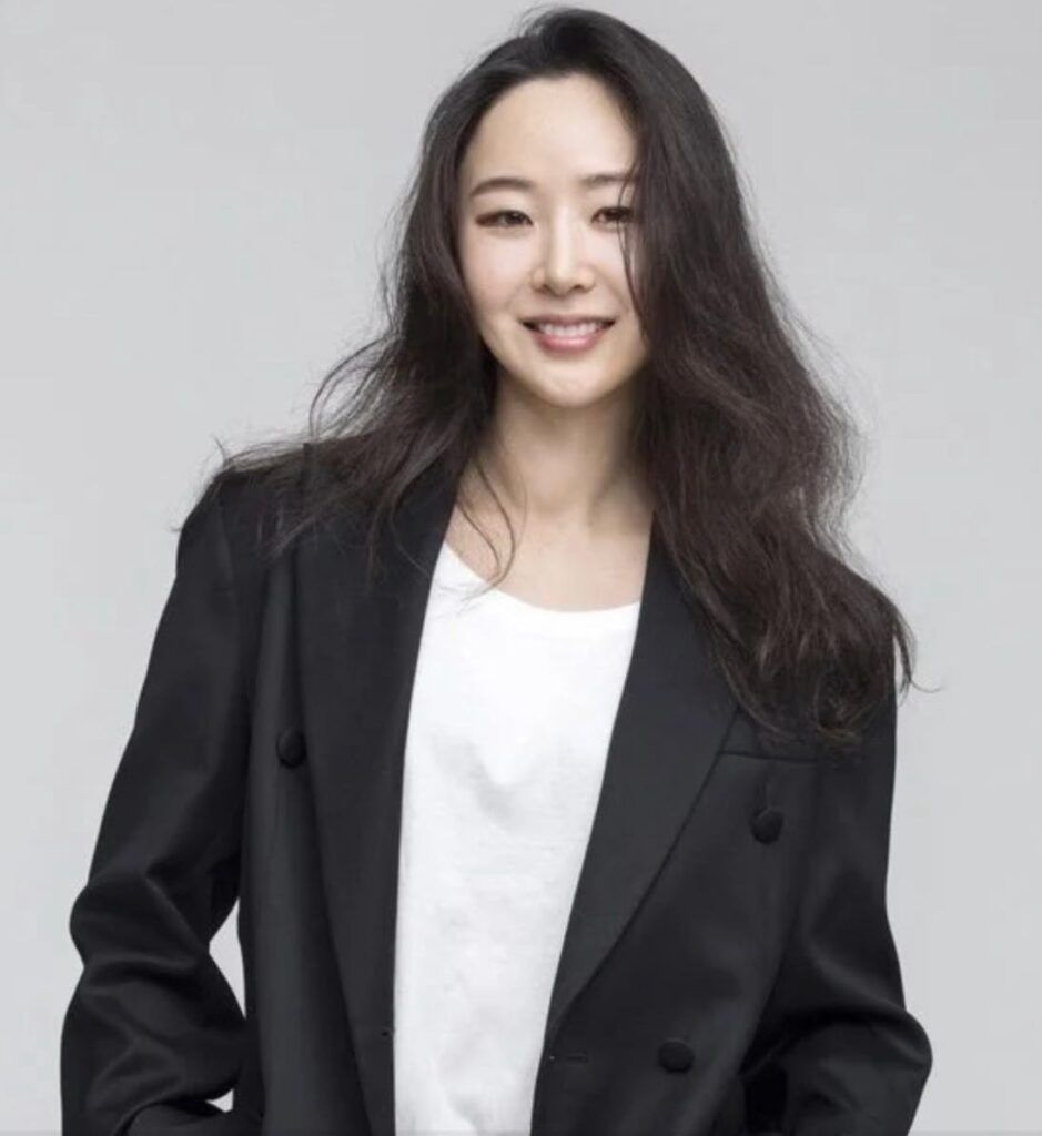 Source Music Min Hee Jin