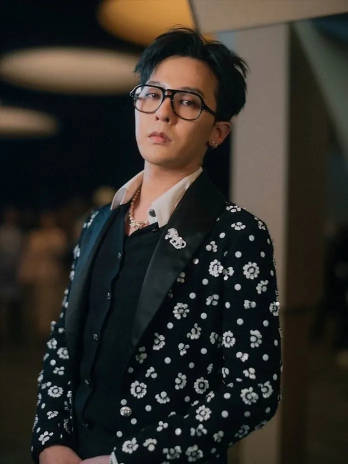 G-Dragon comeback