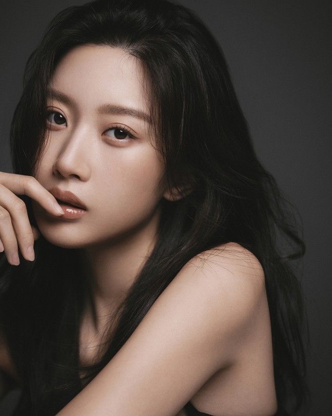 Moon Ga Young Lee Jong Suk 