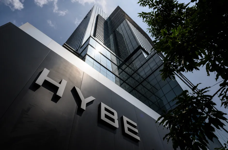 HYBE empresa líder 