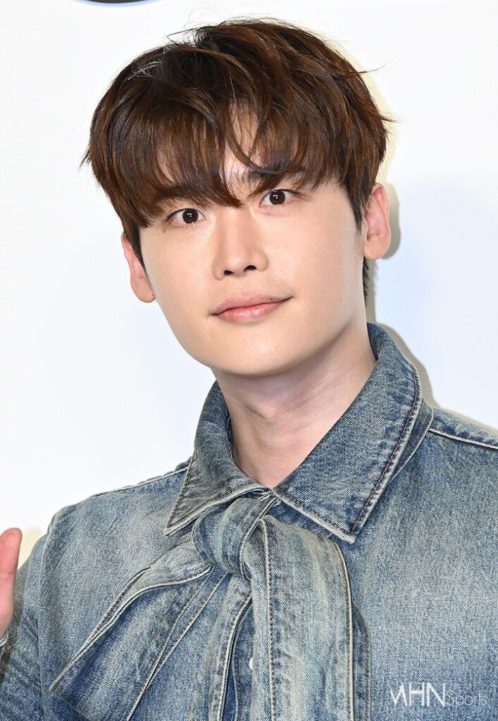 Lee Jong Suk tVN