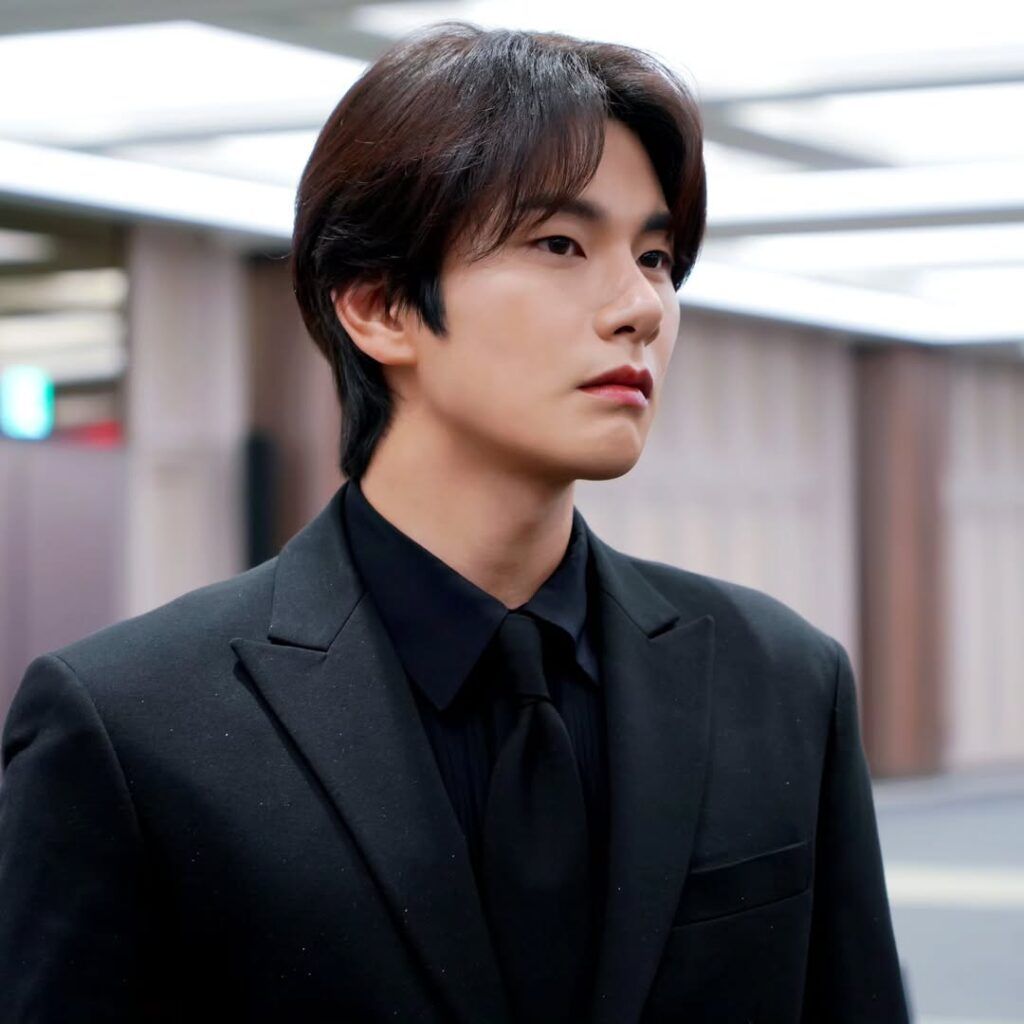 Lee Yi Kyung actor