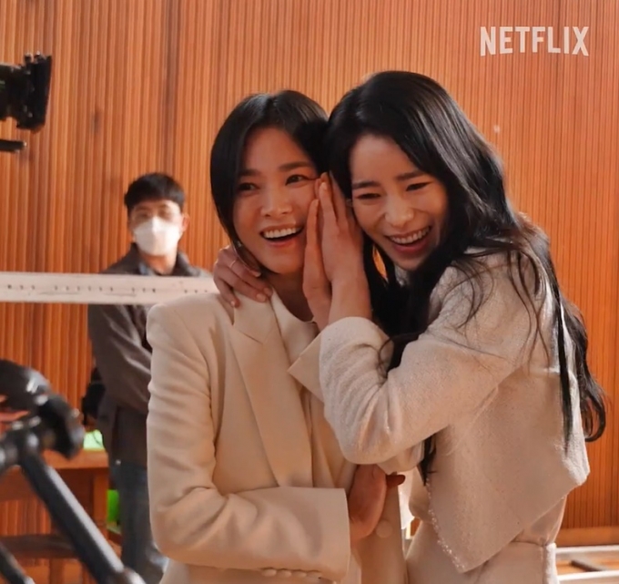 Lim Ji Yeon  Song Hye Kyo