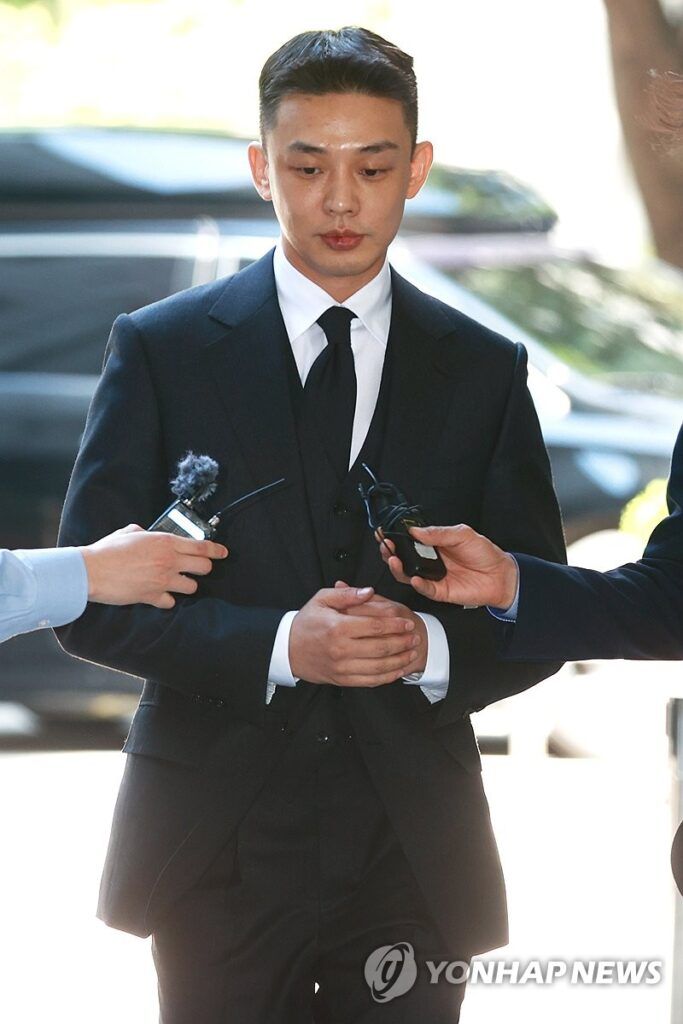 Yoo Ah In libertad condicional 