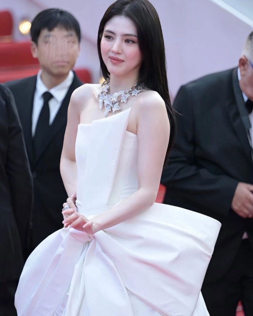 Han So Hee Mina Cannes 