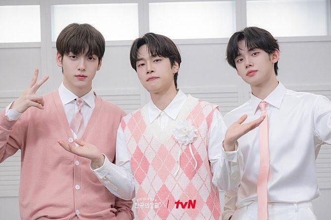 HI-BOYZ Resident Playbook