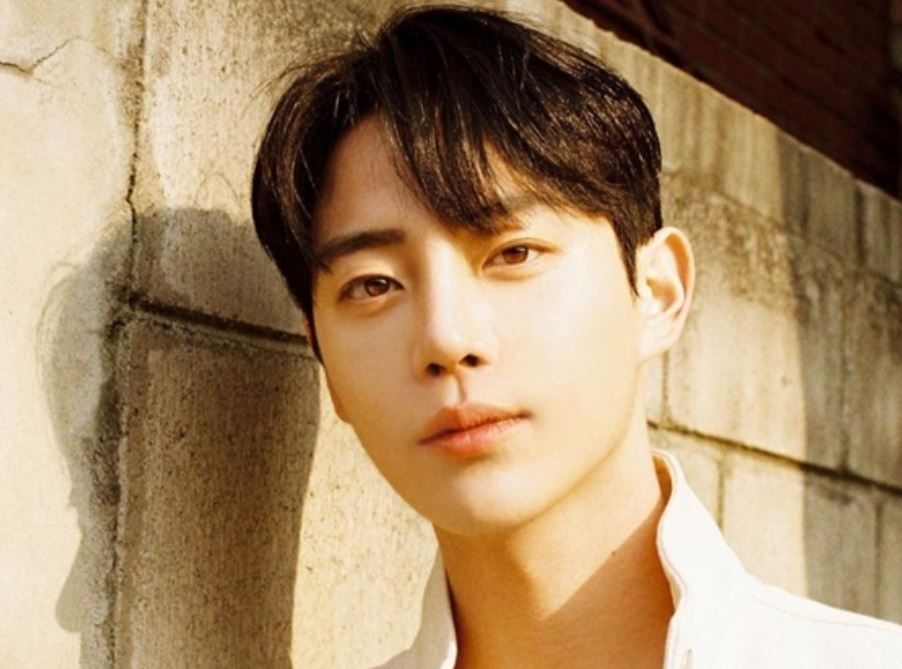 modelo Kim Jong Seok