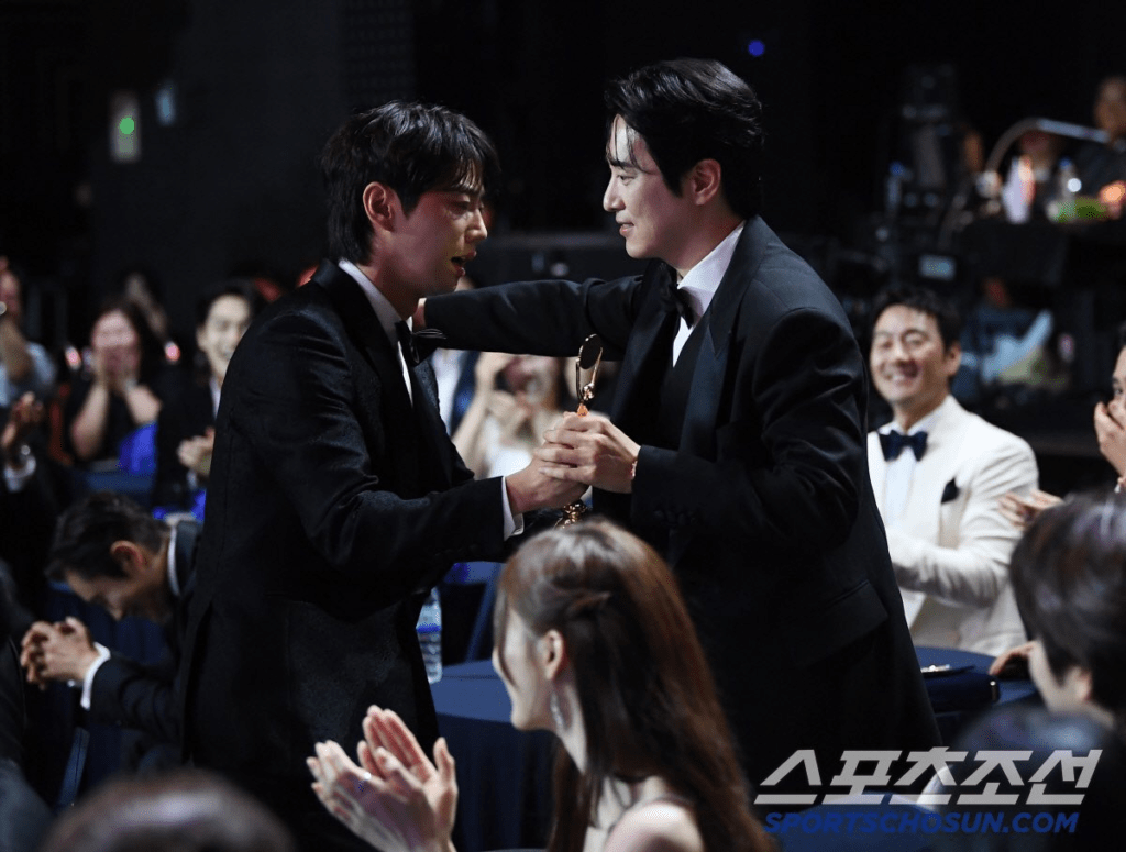 Lee Jun Young Lee Jun Hyuk