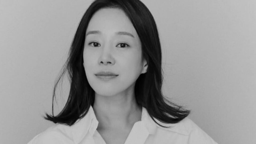 Lee Seo Yi