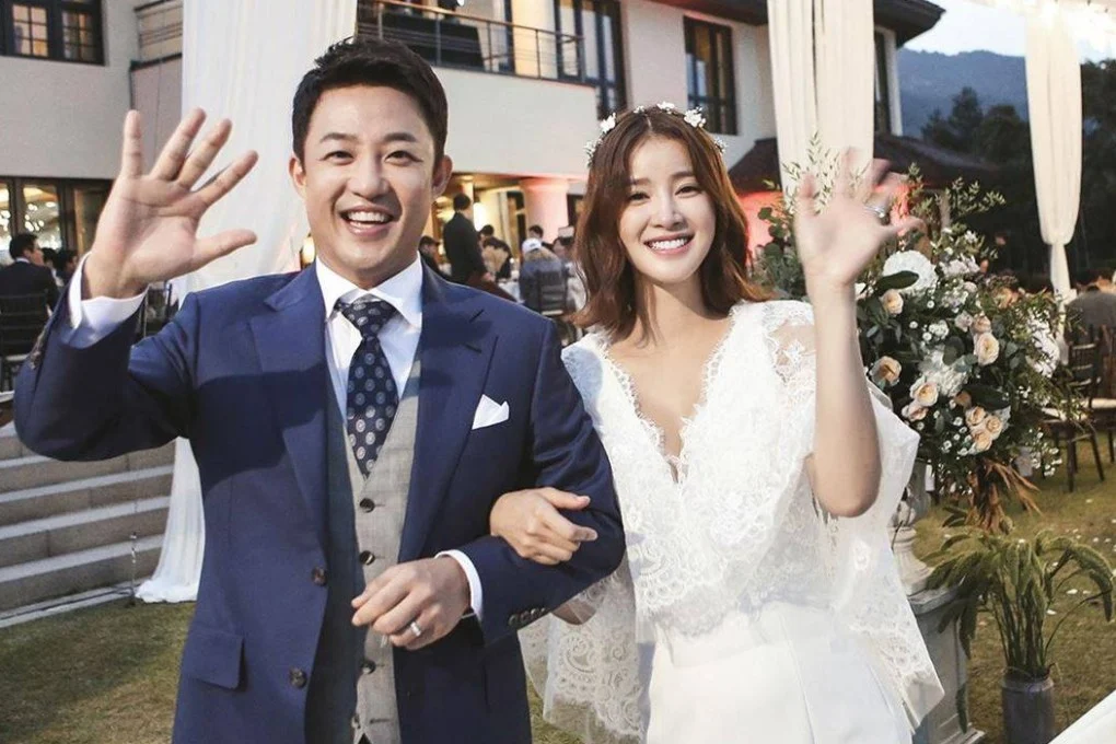 Lee Si Young embarazo