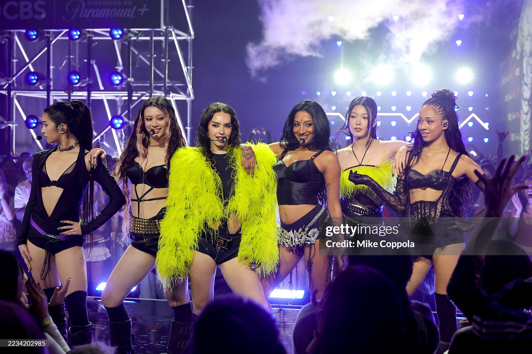 KATSEYE VMAs 2025