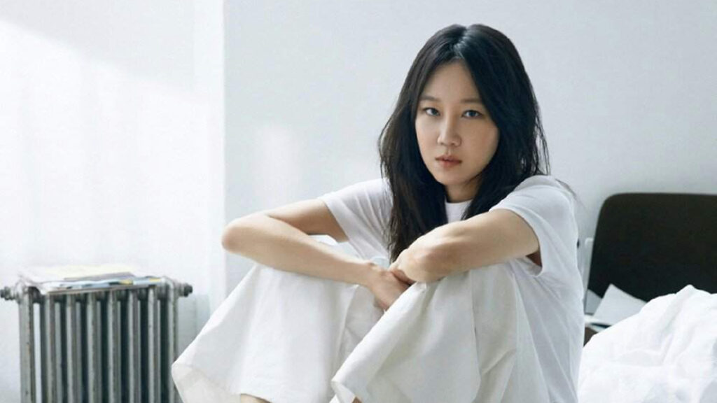 Kong Hyo Jin embarazo