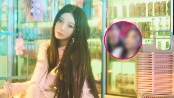 hybe-recibe-criticas-tras-video-viral-donde-un-miembro-del-staff-empuja-a-wonhee-de-illit-durante-un-evento-de-fans