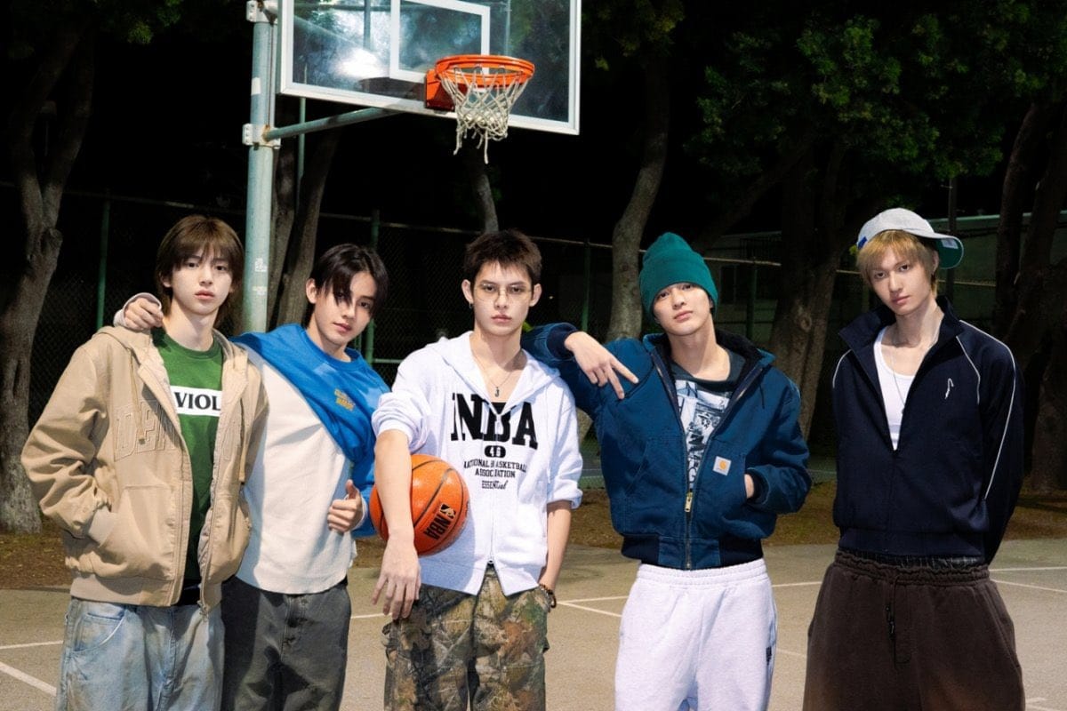Cortis NBA friends