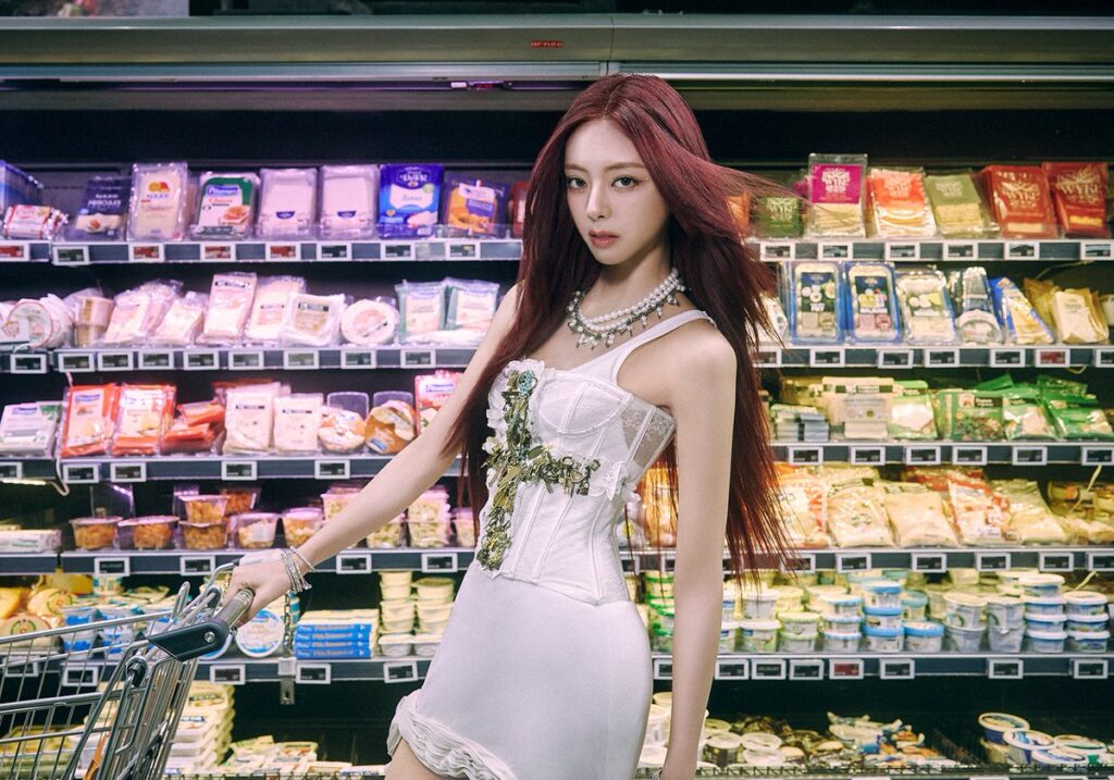 Yuna ITZY debut solitario