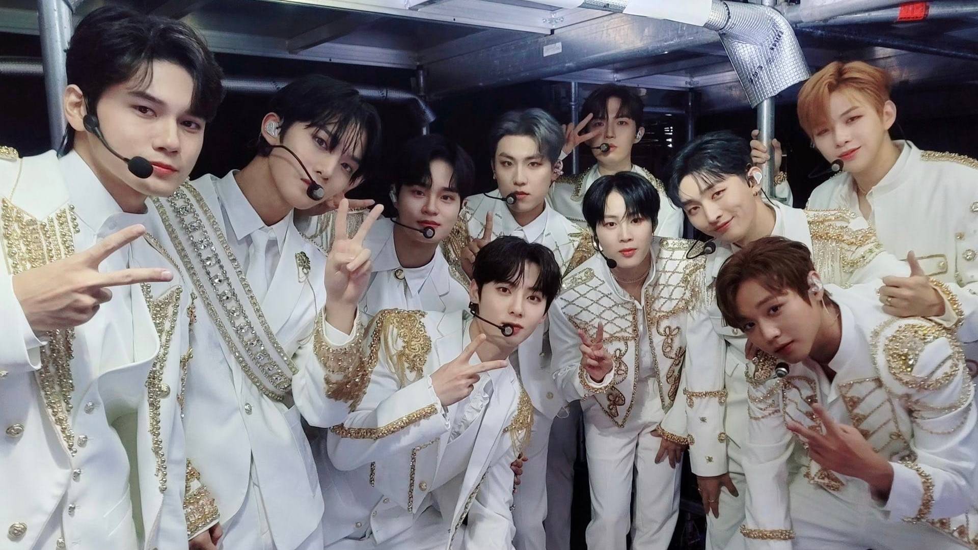 Integrantes de Wanna One publican mensajes sobre su reencuentro tras siete años