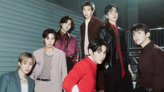 BTS color rojo