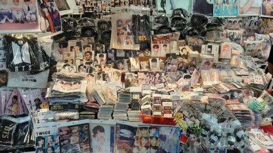 K-pop mercancía