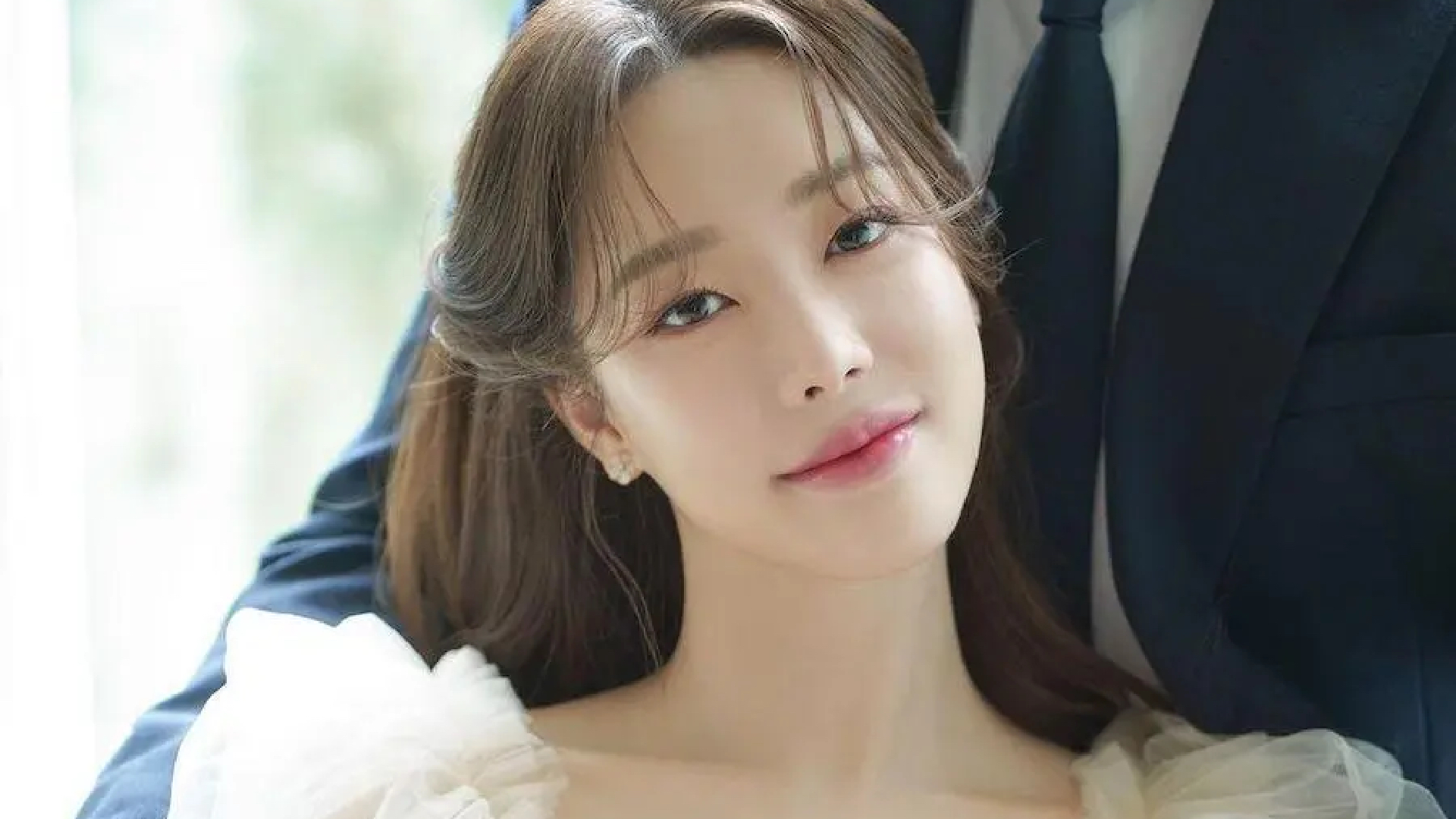 Go Woori embarazo
