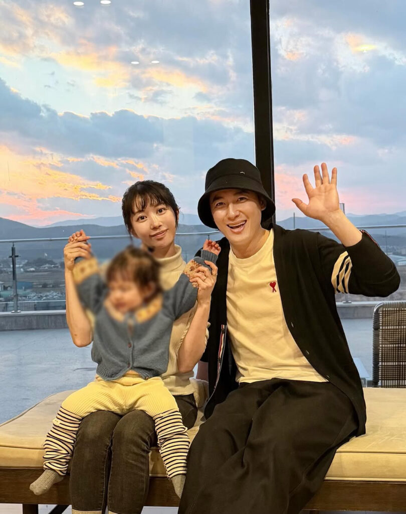 Lee Ji Hoon Ayane 