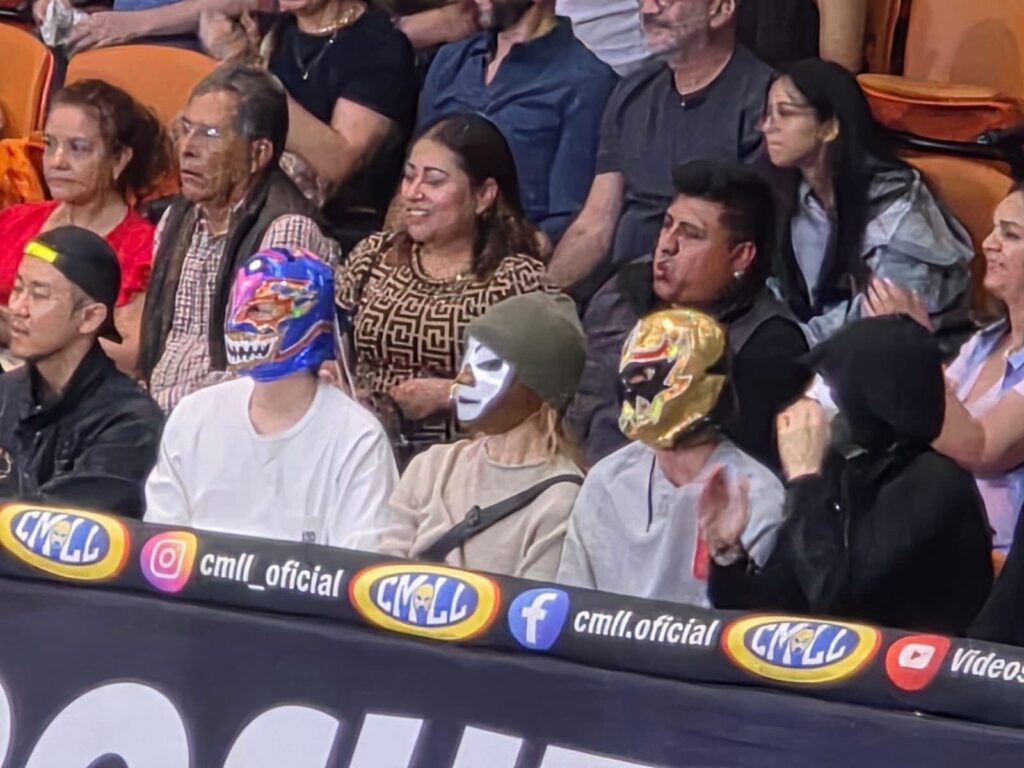 BTS lucha libre