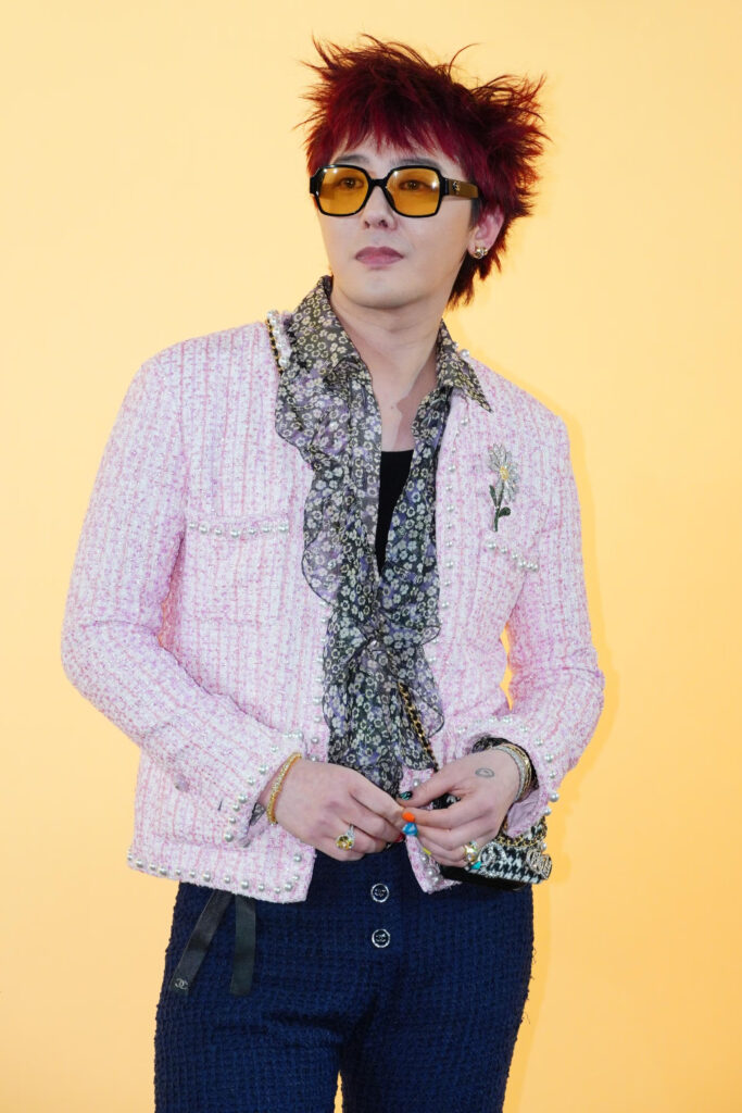 G-Dragon agencia disculpa