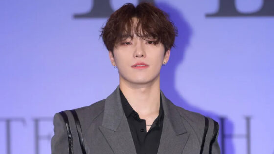 Dino debut solitario