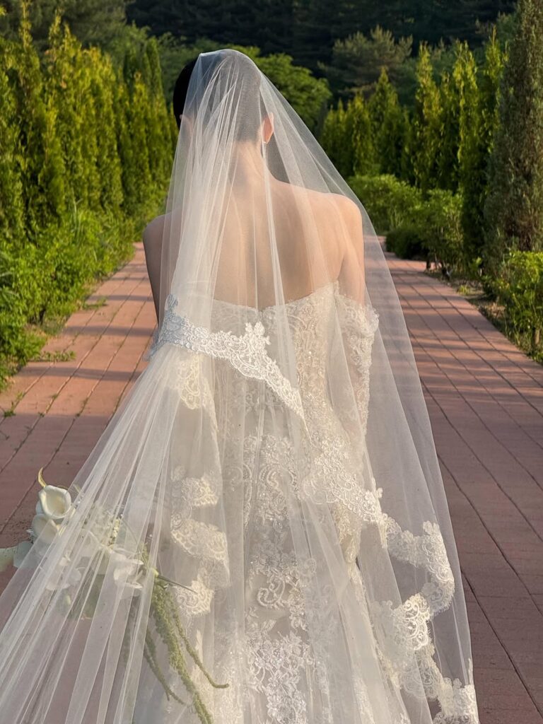 Yoon Ha Jeong matrimonio 