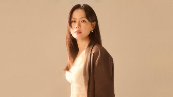 Son Ye Jin comparte fotos junto a su hijo