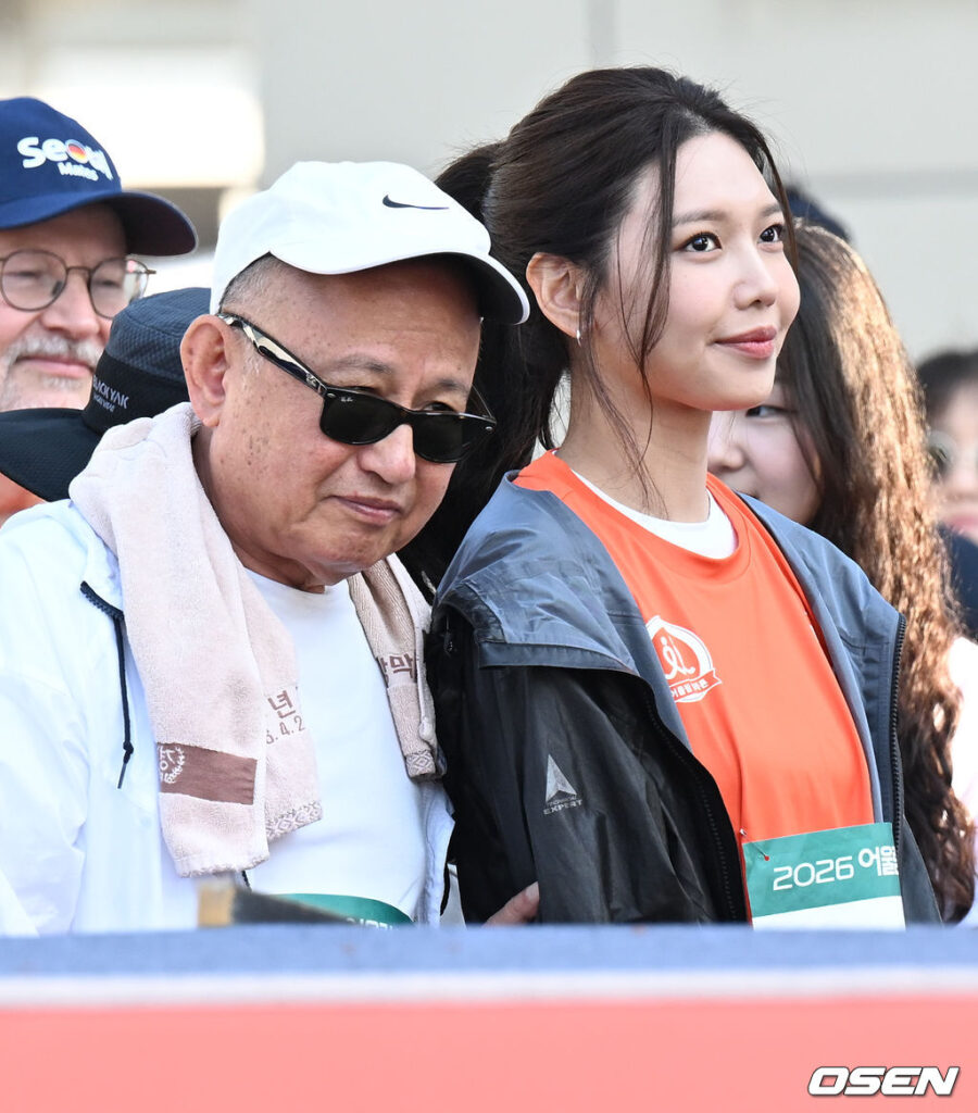 Sooyoung padre evento benéfico