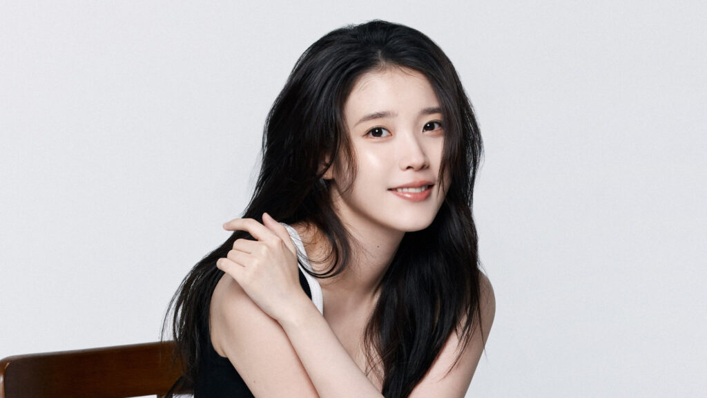 IU cancela concierto y retrasa su nuevo álbum por problemas de salud en su trompa de Eustaquio